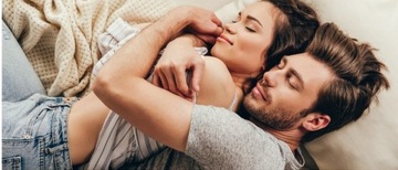 Мужские духи с феромонами соблазняют и провоцируют женщин