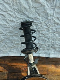 фото thumb №7, Амортизатор mcpherson  амортизатор правые поворотный кулак правая volvo v40 ii d2 p31317922