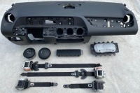 фото thumb №1, Mercedes glb x247 приборная панель консоль приборная панель подушки безопасности воздушные подушка безопасности ремни pas