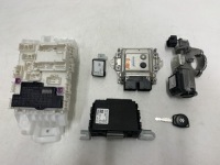 фото thumb №1, Suzuki swift mk7 набор стартовый 33910-69l01