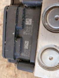фото thumb №5, Главный тормозной цилиндр abs vw polo 6r 6r090737as