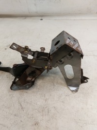 фото thumb №2, Педаль тормоза основание mazda 6 i 2.0d