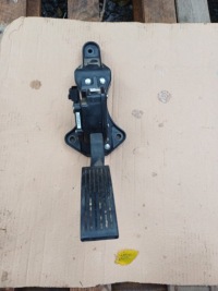 фото thumb №1, Педаль газа потенциометр hyundai ix55 ix 55 veracruz 3.0 crdi