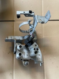 Купить Mercedes a 177 a45 amg кронштейн радиатор, фото thumb