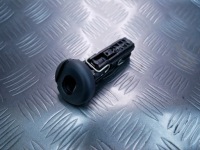 фото thumb №1, Audi q2 кронштейн направляющая подголовник 8t0886920a