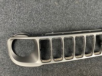 фото thumb №2, Jeep renegade lift 18- решётка радиатора решётка радиатора радиатора