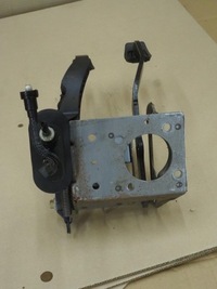 фото thumb №15, Fiesta mk6 2002-2008 педаль сцепления тормоза педали европа