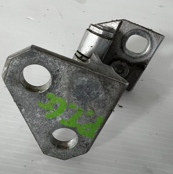 фото thumb №1, Golf v plus 5+ петля дверь правый зад верхний