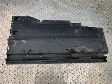 КРЫШКА ШАССИ AUDI A4 B8 8K0825207C