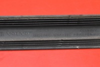 фото thumb №9, Молдинг двери левые зад 466-46 39987038 volvo v50 03-11