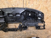 фото thumb №10, Audi a8 d5 рестайлинг консоль торпедо подушка ремни подушки подушка нитка капот 25