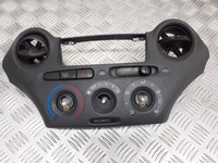 фото thumb №1, Панель обдув кондиционера toyota yaris i