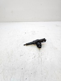 фото thumb №1, Насос-форсунка audi a4 b7 2.0 tdi bpw 038130073bj