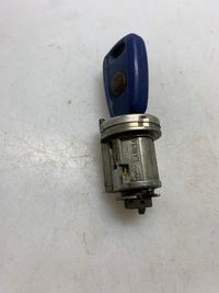 фото thumb №1, Замок зажигания ключ fiat оригинальный номер 05521 b365