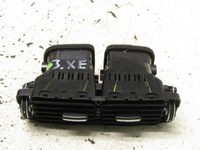 фото thumb №1, Решітка вентилятор обдув задня задня jaguar xe x760 r-sport gx63-014a22-ab