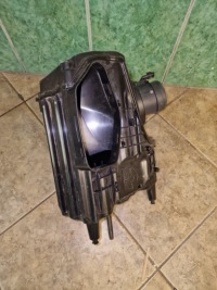 фото thumb №1, Корпус фильтра воздуха audi q5 ii 80a133835bg