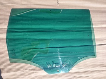 фото thumb №1, Скло двері права зад vw passat b7 універсал 2013r