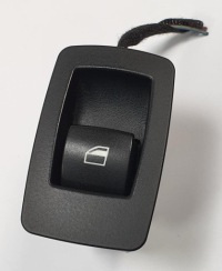 фото thumb №1, Кнопка панель стекло задняя задний bmw e90 6945874