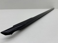 фото thumb №1, Bmw x1 u11 молдинг ущільнювач двері права перед 9451534