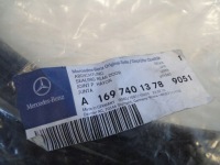 фото thumb №8, Mercedes уплотнитель крышки задней багажника b klasa w245 245 a1697401378