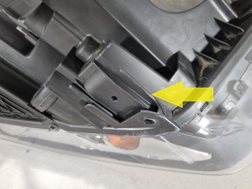 фото thumb №13, Audi q3 8u0 лампа ліва перед фара звичайна h7