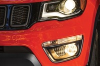 фото thumb №2, Jeep compass ii 17+ рамка противотуманной фары левая 5uq01rxfab