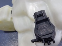 фото thumb №5, Lexus gs iii mk3 3.5 v6 05-08 бачок склоомивача