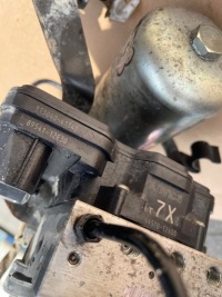 Toyota corolla e21 2018- насос abs 113040-41340 89541-12e30 с Разборки, фото thumb