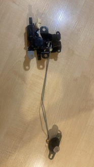 фото thumb №1, Mazda rx8 rx-8 замок крышки багажника задняя задний kompletny вкладыш