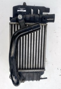Купити Інтеркулер yaris 2 рестайлінг  1.4 d4d 2009 - 2011, фото thumb
