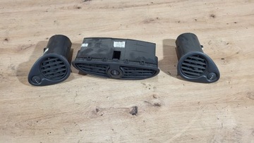 фото thumb №1, Решітка повітропровід комплект renault clio iii 3 hb 3d