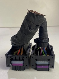 фото thumb №5, Роз'єми штекер колодка блок керування двигуна volkswagen passat b7