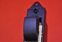 фото thumb №7, Вимикач підйому скло правий перед mr587944 mitsubishi asx 10-13