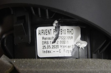 фото thumb №10, Решётка воздуховод левая + правая + средняя zoe ii рестайлинг