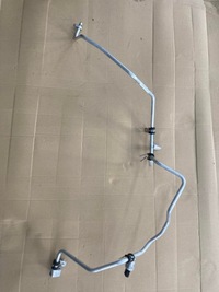 фото thumb №1, Шланг кондиціонера dacia duster ii 924404480r