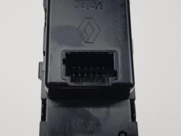 фото thumb №9, Панель управление переключатель навигации renault zoe clio iv 253b08825r