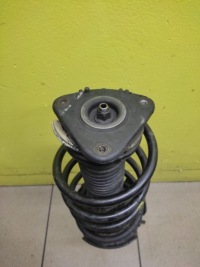 фото thumb №2, Mazda 5 2.3 амортизационная стойка правый перед