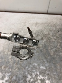 фото thumb №3, Клемма минус renault master iii iv 240804535r