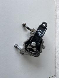 фото thumb №1, Кронштейн подушка двигателя volvo v70 iii 2,4 d5