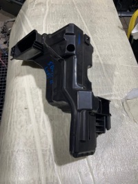 фото thumb №1, Peugeot citroen opel 1.5 e-hdi резонатор труба повітря 9810920880