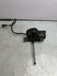 фото thumb №5, Volvo 850 моторчик дворник лампы левый перед