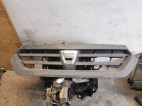 фото thumb №1, Решётка радиатора решётка радиатора бампера перед dacia dokker 623108367r