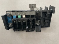 фото thumb №1, Розподільник струму mercedes cla w117