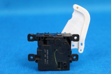 МОТОР ОБОГРЕВАТЕЛЯ LEXUS NX300H 063800-2031 2015 г.