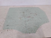 фото thumb №1, Скло лівий задня audi q5 13r as2