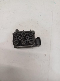 фото thumb №1, Розподільник підвіска maserati levante 670158901