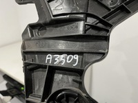 фото thumb №8, Audi e-tron 4ke ковзун кріплення бампера лівий зад 4ke807453