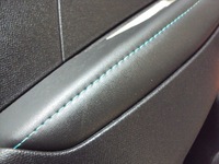 фото thumb №3, Оббивка двері лівий задня peugeot 208 ii