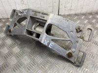 фото thumb №11, Кронштейн подушка коробки коробка передач jaguar xe gx735060ac gx736a026ac