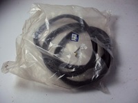 фото thumb №1, Прокладка двері лівий перед volvo xc40 2017-